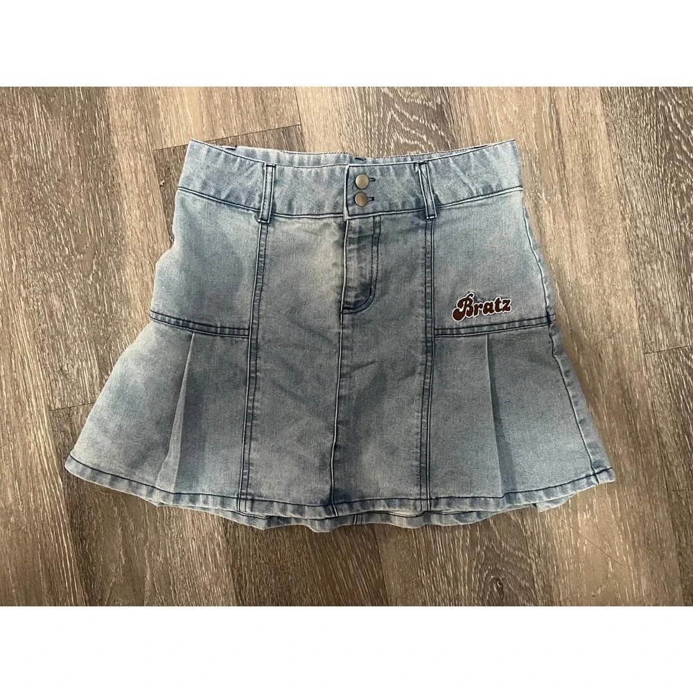 Bratz Mini Skirt Light Wash Small Denim Pleated Y2K Logo 2000s 90s Vintage